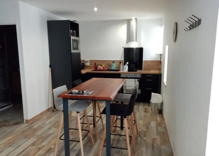 Philibert\'S Appartment - For Two Tournus
